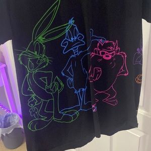 looney toons black tee shirt